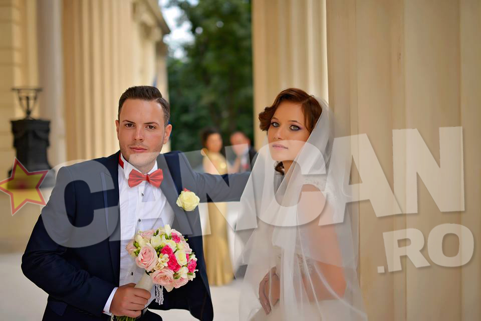 Fotografiile de la nunta sunt singurul lucru care i-a ramas sotiei politistului mort