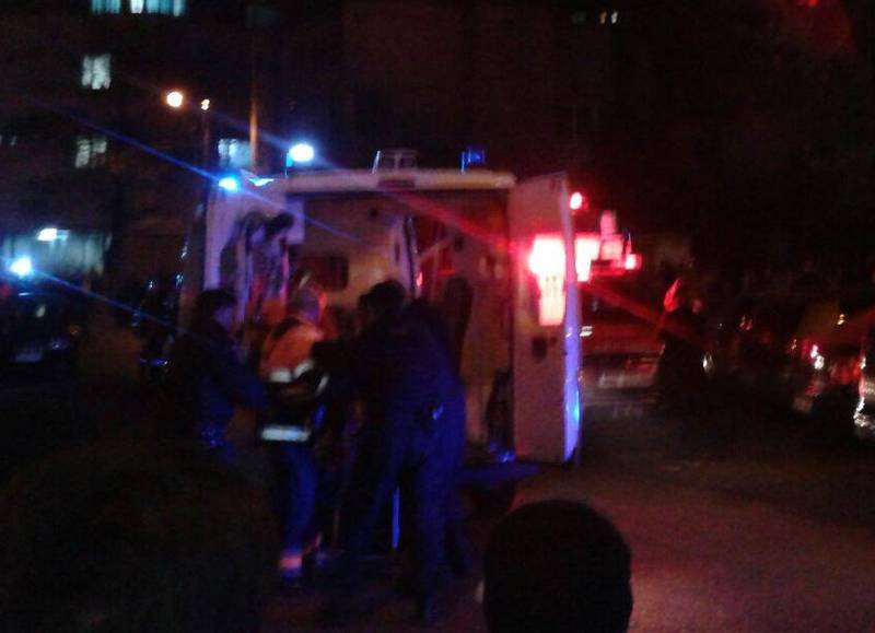 Mai multi tineri sunt raniti grav in urma incendiului