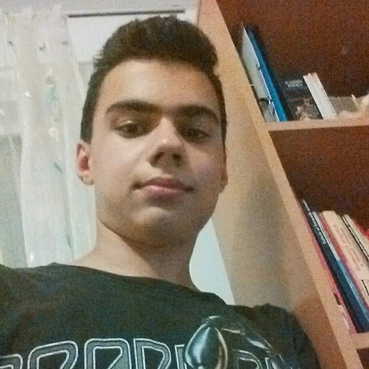 Andrei a decedat in incendiul produs in clubul Colectiv