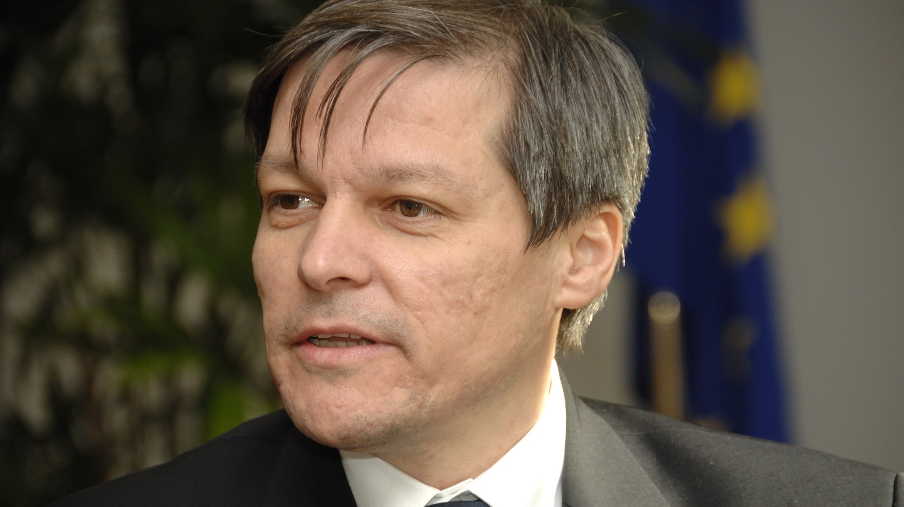 Dacian Ciolos, noul premiar al Romaniei