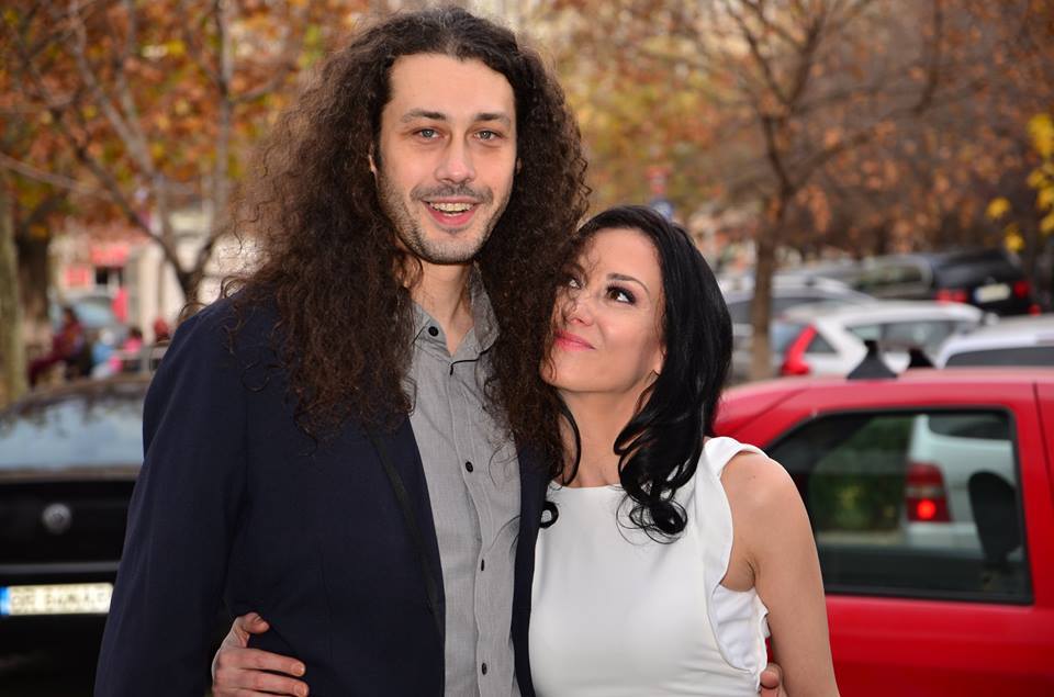 Alina este fericita alaturi de sotul ei, Denis