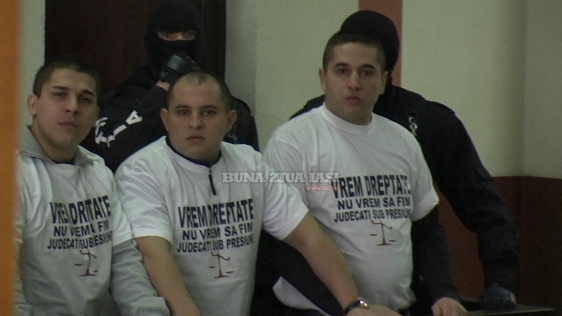 Adrian Corduneanu (stanga) se declara nevinovat