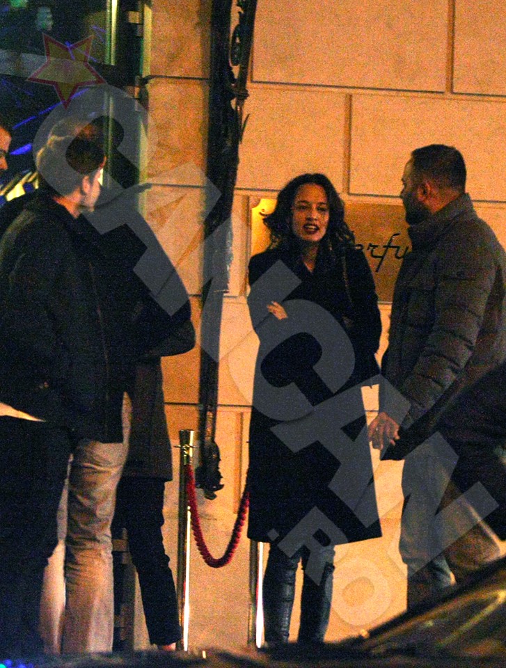 Andreea Raicu il urmeaza