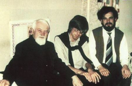 Fotografia care se speculeaza ca este Preafericitul Daniel si Gregorian Bivolaru