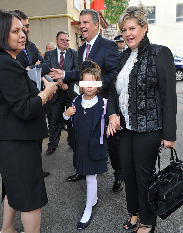 Zgonea are o fetita cu Carmen Gheorghe