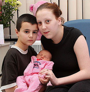 Tatal copilului are 13 ani, mama 15