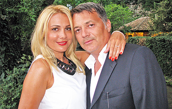 Dana Savuica s-a despartit de sotul ei