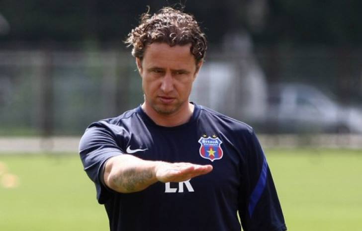 Reghe se numara printre cei mai buni fosti fotbalisti , dar si actuali antrenori din Romania