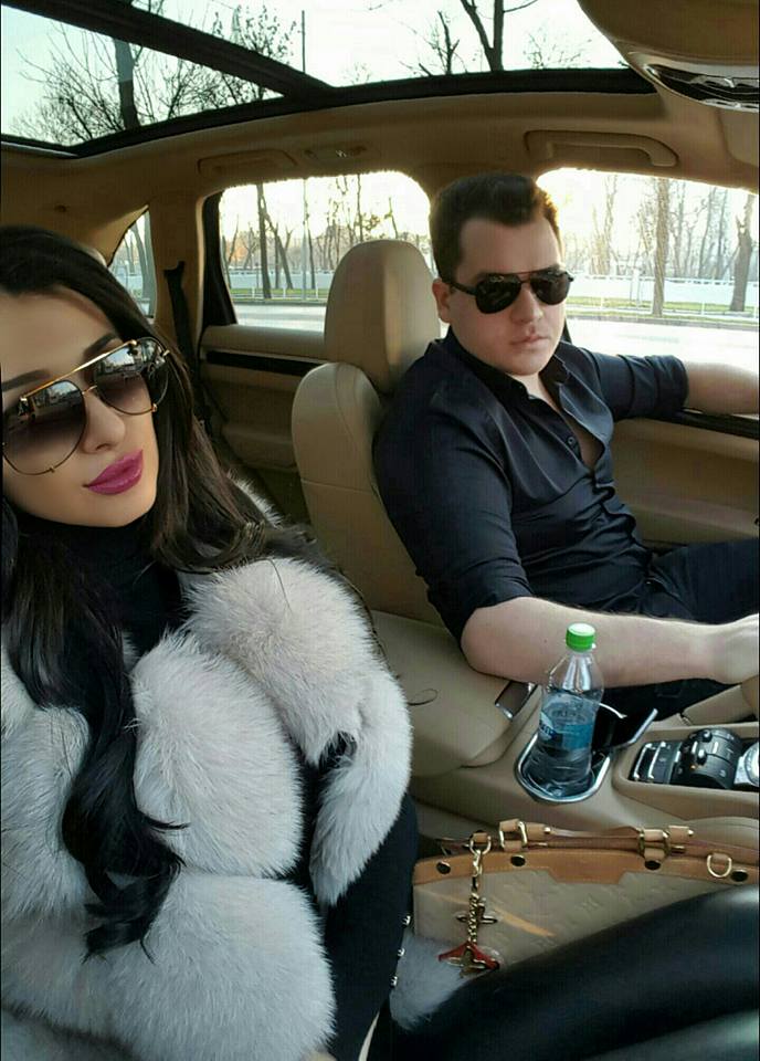 Razvan Plumb a cucerit-o pe Roxana cu vacante scumpe si cadouri costisitoare