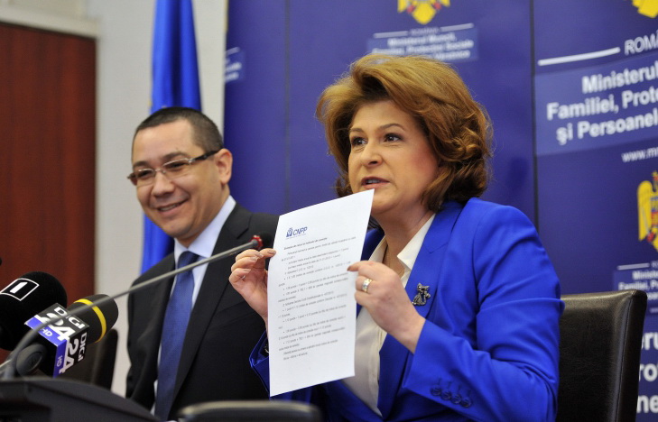 Rovana Plumb este una dintre cele mai proeminente figuri din PSD, avand, multa vreme, sprijinul fostului premier si coleg de partid, Victor Ponta