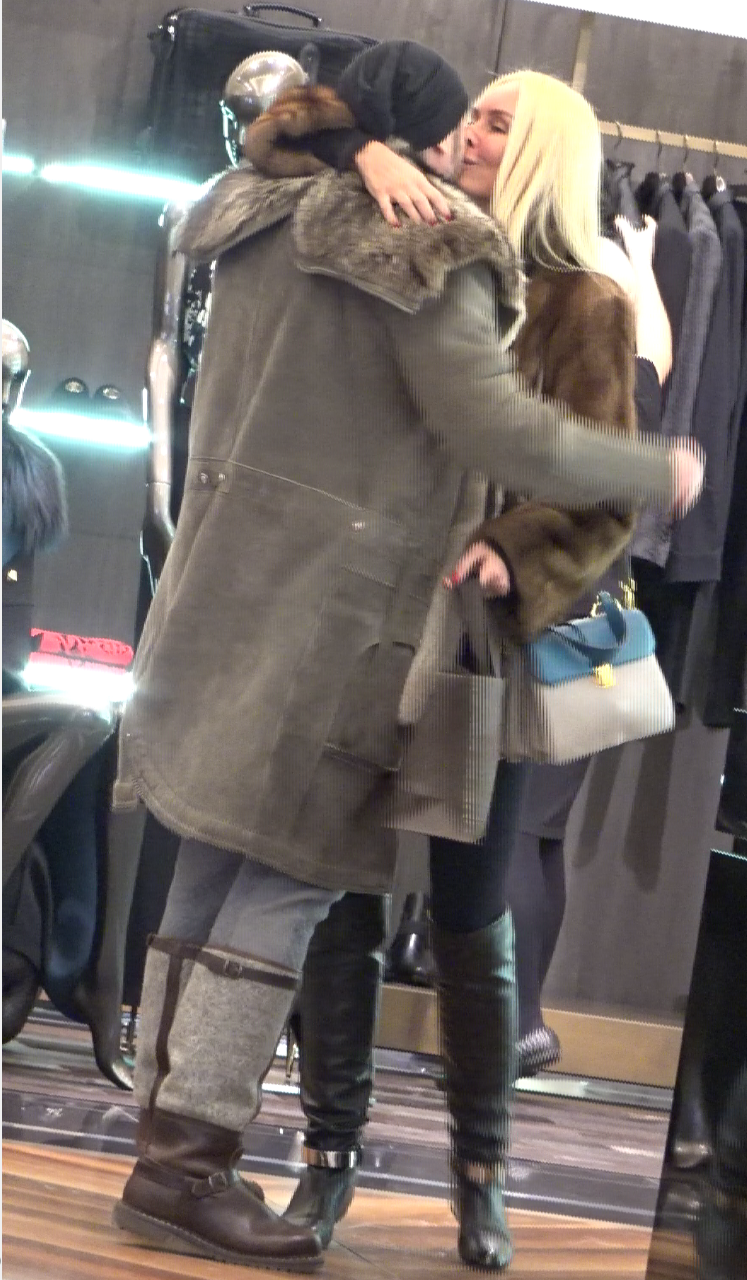 Vica si Bote s-au sarutat in public