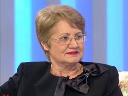 Mama Adrianei Bahmuteanu sustine ca a fost agresata de fostul ginere