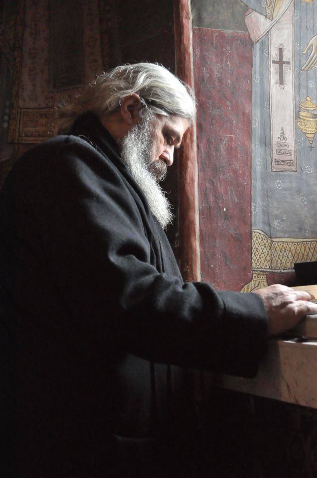 Parintele Calistrat dezbate probleme de actualitate