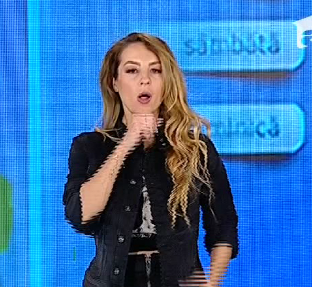 Flavia surprinsa intr-o ipostaza in care nu isi dorea