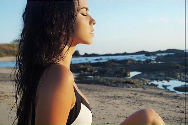 Inna si-a dat intalnire cu soarele