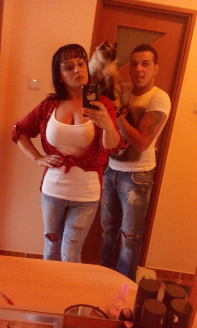 Rukmini, alaturi de logodnicul ei, Ionut