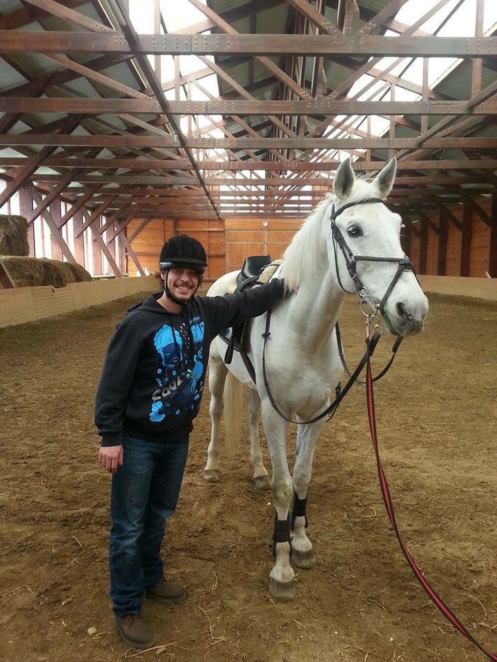 Aşa arată Alexandru acum