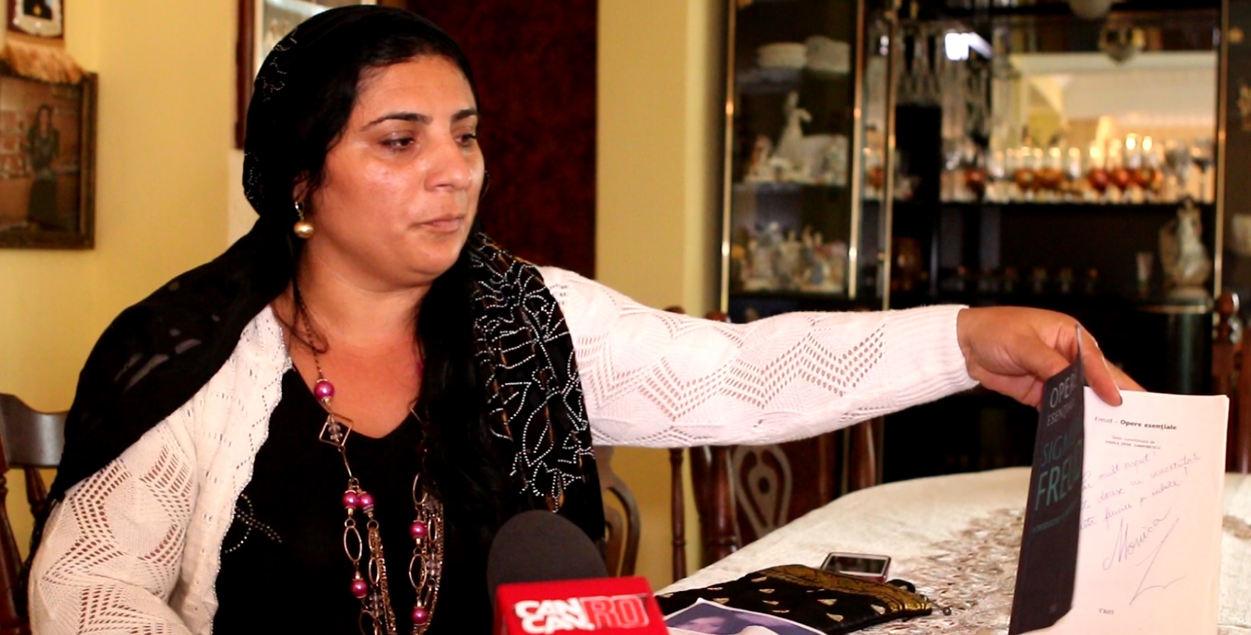 Vrajitoarea Mihaela Minca