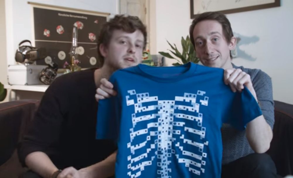 Cu ajutorul tricoului Curiscope şi a aplicaţiei Virtuali-Tee, fondatorii speră să revoluţioneze metodele de predare şi învăţare a anatomiei în întreagă lume.