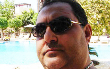 Bărbatul se află în Iordania