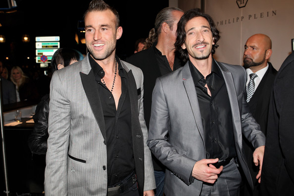 Philipp Plein şi Adrien Brody sunt prieteni la cataramă