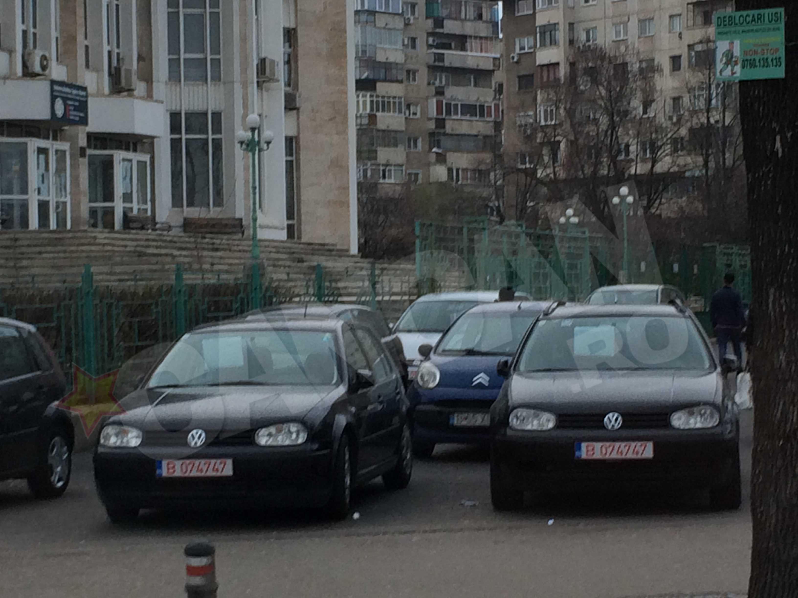 Autoturismele au numere provizorii identice!