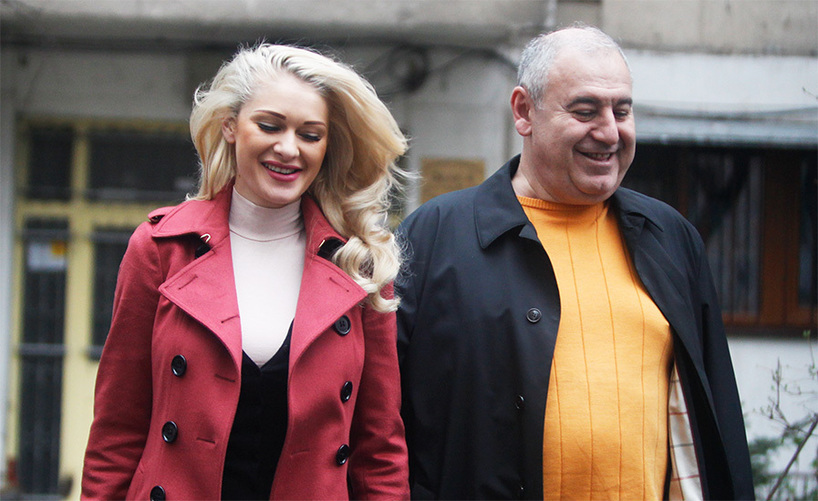 Cei doi se simt de minune împreună