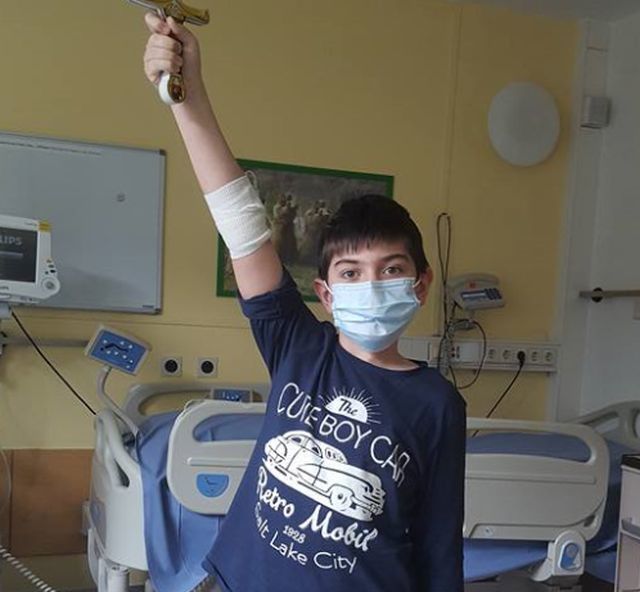 Cristi este un luptător.