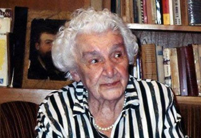 Lina are acum 82 de ani