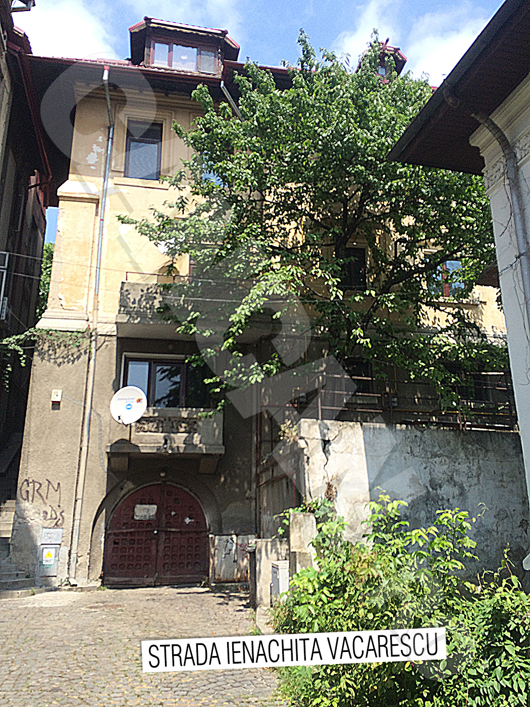 Casa deţinută pe strada Ienăchiţă Văcărescu