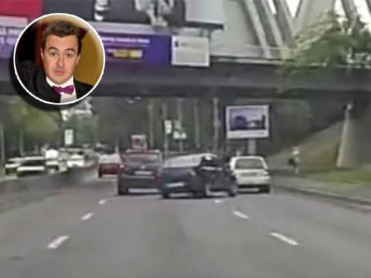 Iulian Sănducu a fost arestat după ce a intrat intenţionat într-o altă maşină