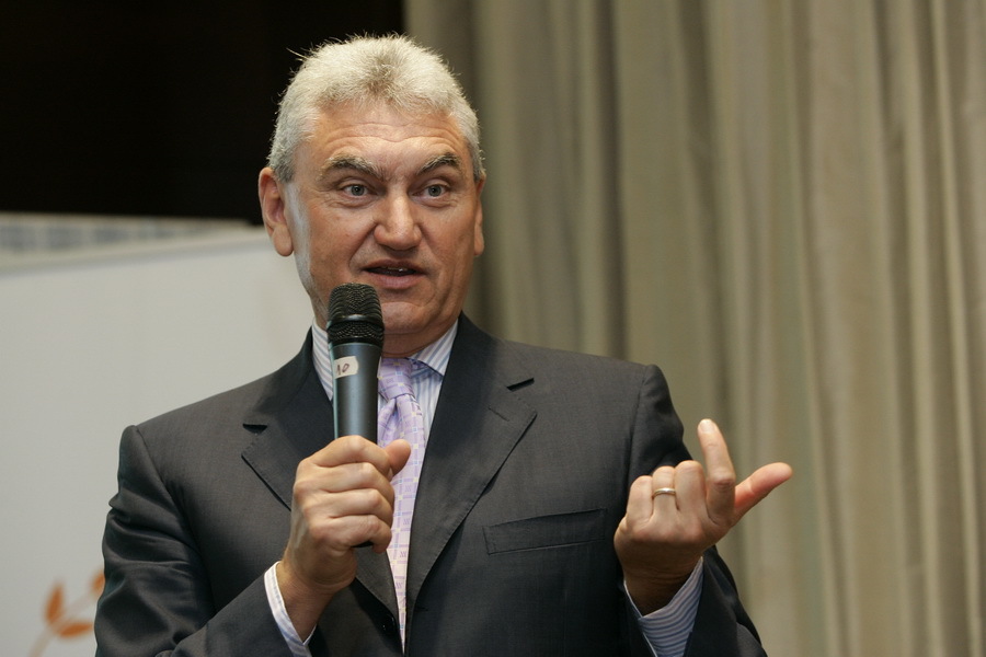 Mişu Negriţoiu, şeful ASF, încasează lunar peste 13.000 de euro pe lună