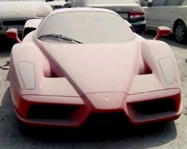 Masinile abandonate sunt usor de recunoscut din pricina prafului