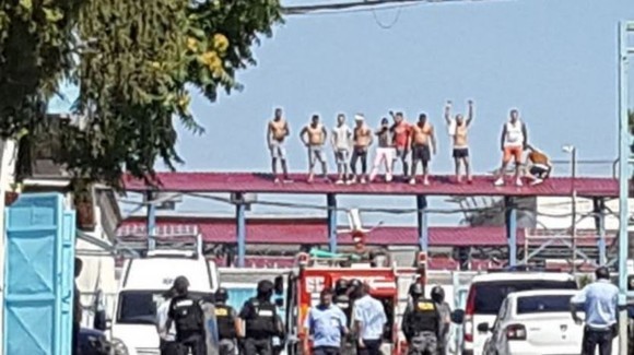 În vară, deţinuţii din Penitenciarul Iaşi s-au revoltat, nemulţumiţi de condiţiile de detenţie