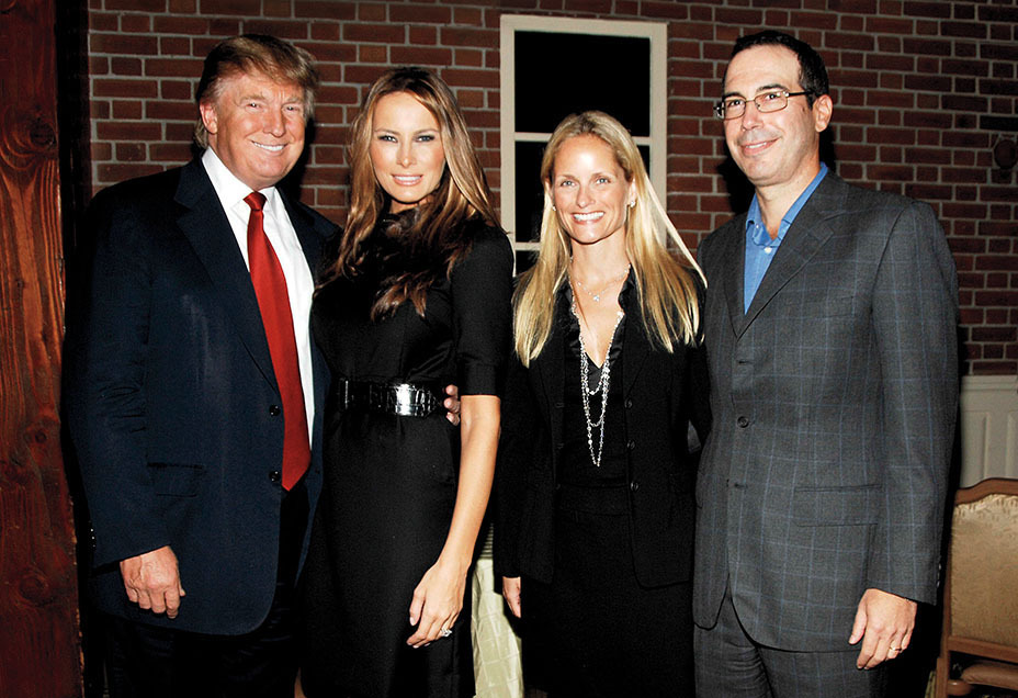 Steven Mnuchin va fi numit în funcţia de director general al Trezoreriei SUA, după ce a fost, alături de Jenny Paulson, responsabil cu partea financiară a campaniei lui Trump. Mai mult decât atât, românca şi Mnuchin se cunoşteau de ani buni, având în comun o serie de mega-combinaţii care le-au adus o avere impresionantă!