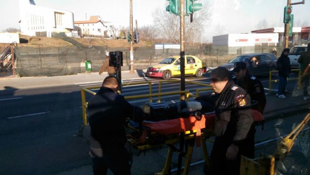 O tânără a fost lovită de tramvaiul 41.
Foto: adevarul.ro