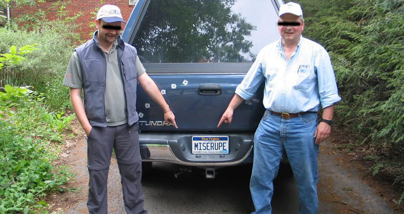 Un român şi-a înmatriculat maşina cu numărul ”MISERUPE”