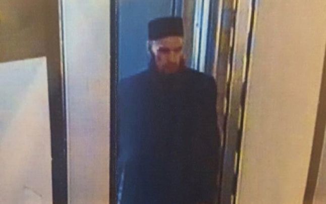 Primul suspect s-a predat pentru a-şi demonstra nevinovăţia