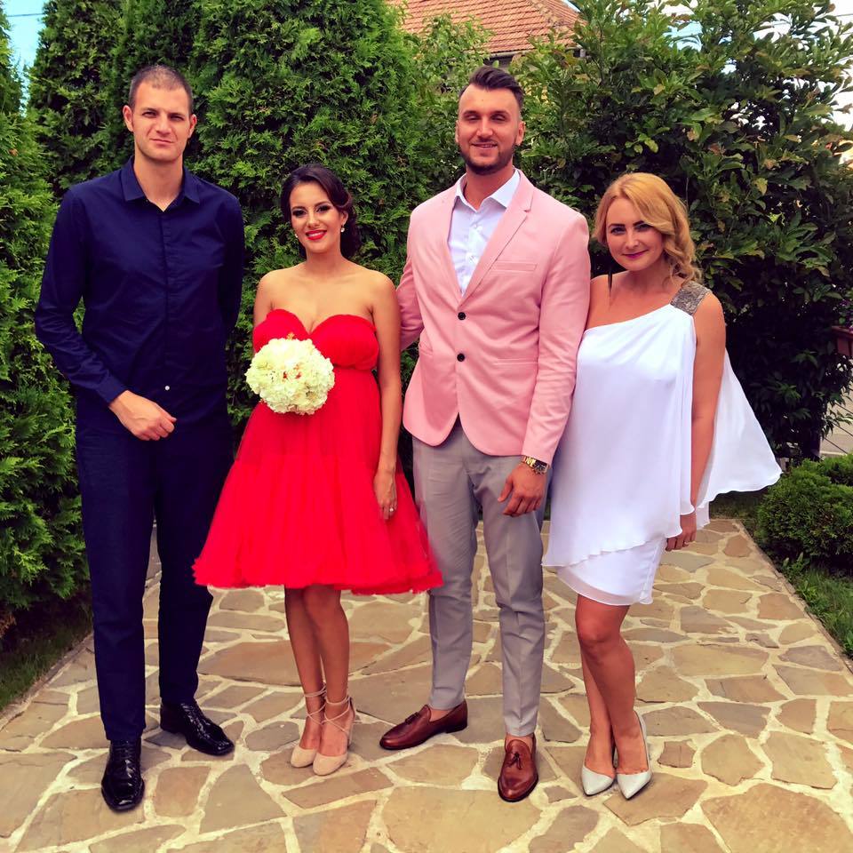 Cei doi tineri doar ce făcuseră nunta, pe 10 iunie