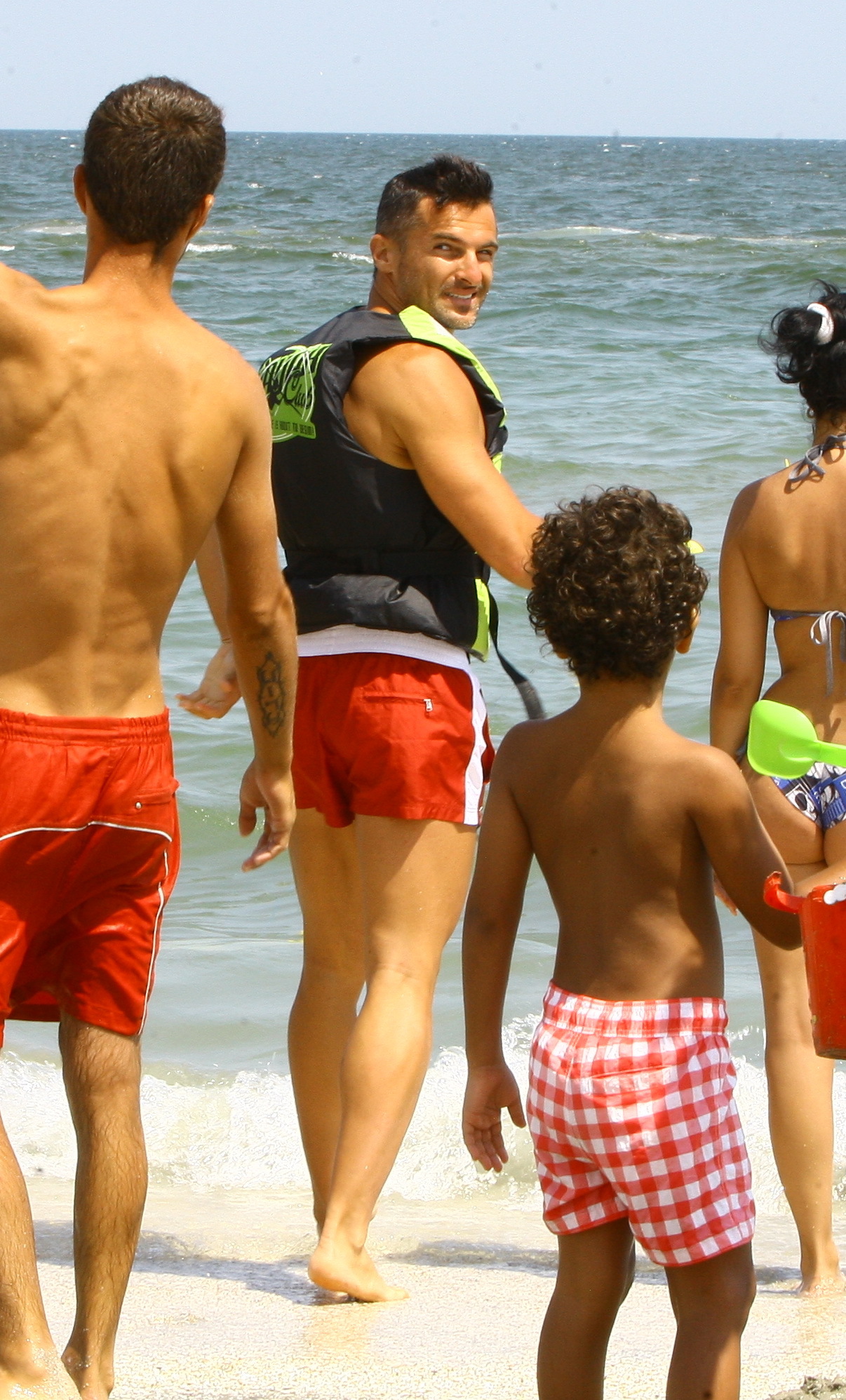 Iulian Dîrnea a fost audiat deocamdată ca martor în dosarul de proxenetism