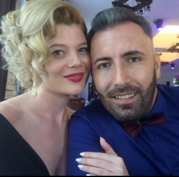 Amândoi concurenţii au lucrat la capitolul înfăţişare