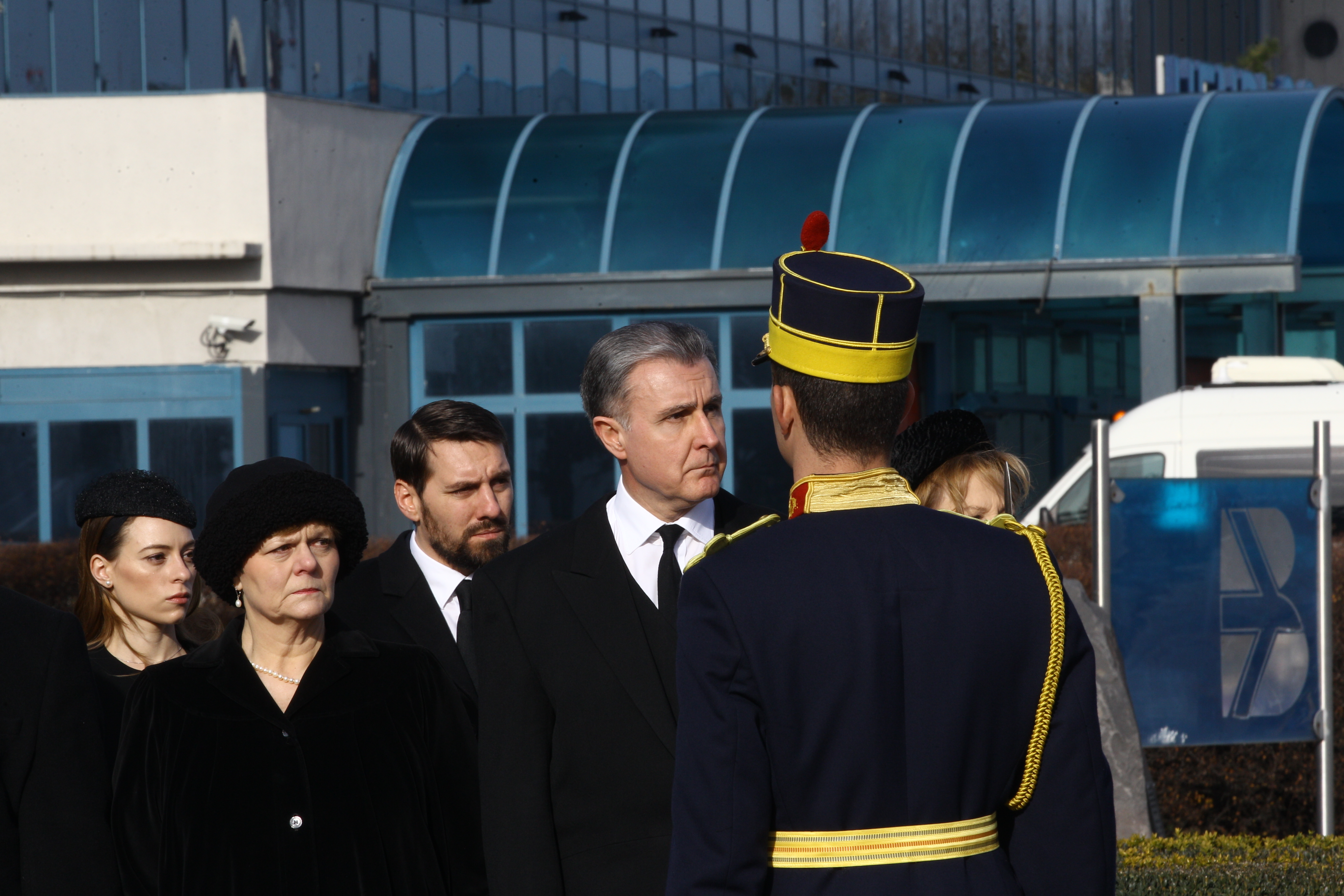 Principele Nicolae s-a aflat în zona Familiei Regale, în spatele Principesei Margareta şi a Regelui Duda