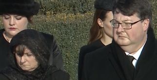 Irina Walker (foto stânga jos)