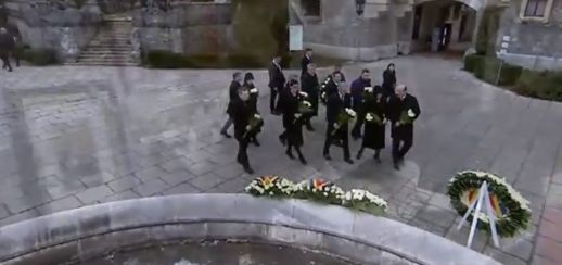 La Castelul Peleş au venit mai multe oficialităţi ale statului