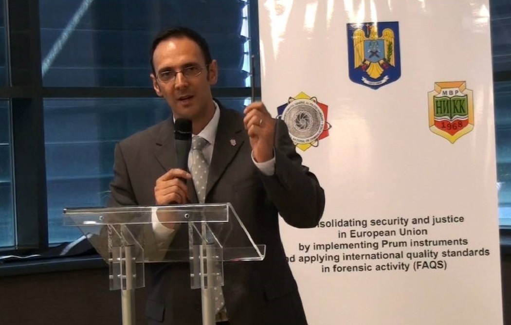 Cea mai eficientă armă a Poliţiei este creionul, spune Florin Lăzău