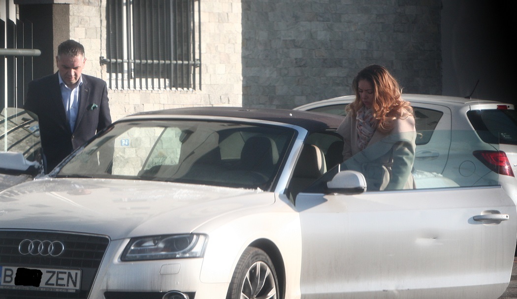 Ben-Oni şi Ioana pleacă la serviciu