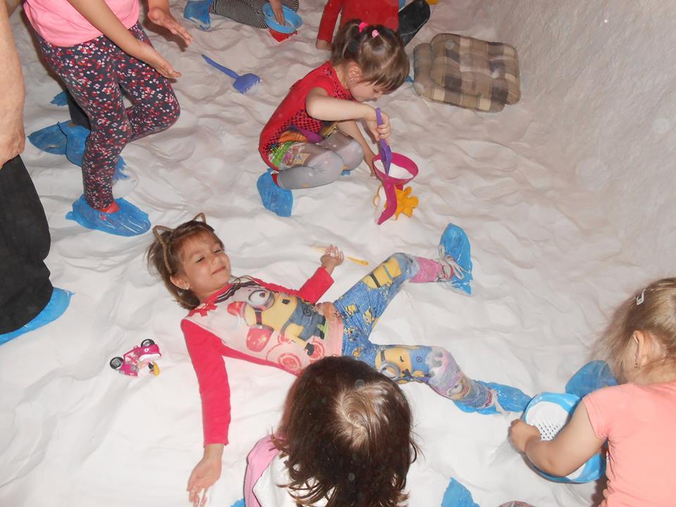 Şedinţe de distracţie şi tratament la salină