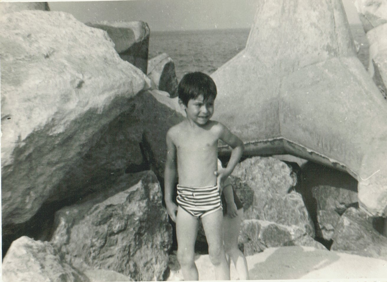 Prima poza cu burta lui Bobita - 