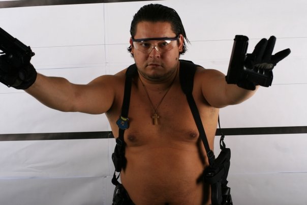 Inainte sa fie carciumar in Las Fierbinti, Bobonete a fost polistul Gogu in 