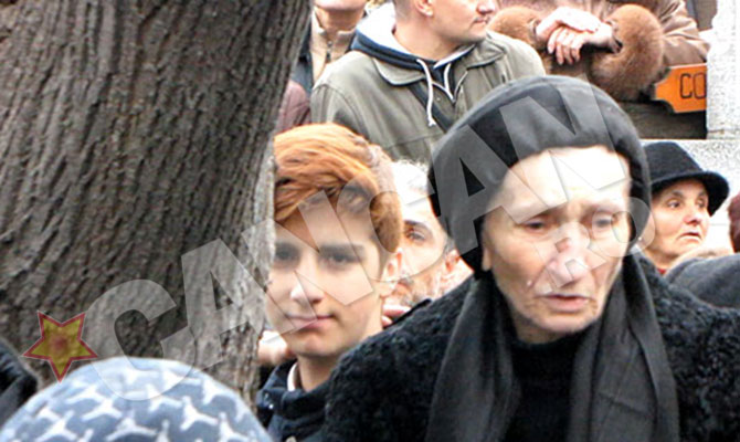 Carol Ionescu si bunica sa